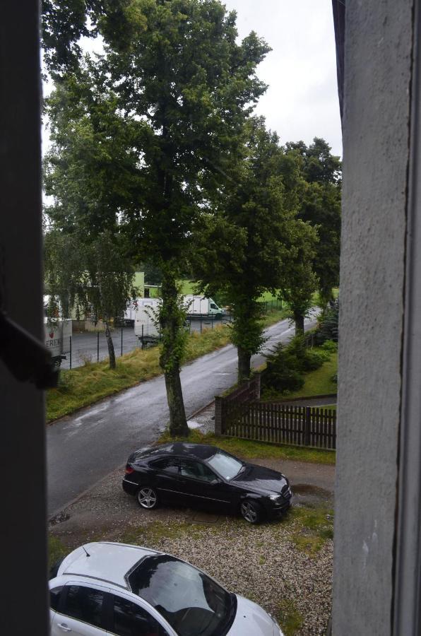 Dom Otwarty Leilighet Jelenia Góra Eksteriør bilde